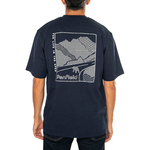 For Life Print In The Open T-Shirt Navy Blazer - Maglietta Girocollo Uomo Blu PFD0497-203 . PENFIELD 