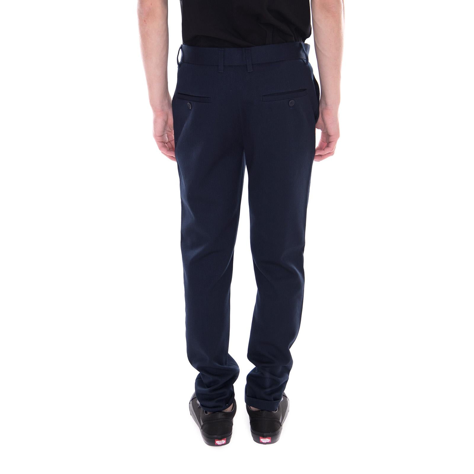  161103311-687  MINIMUM 