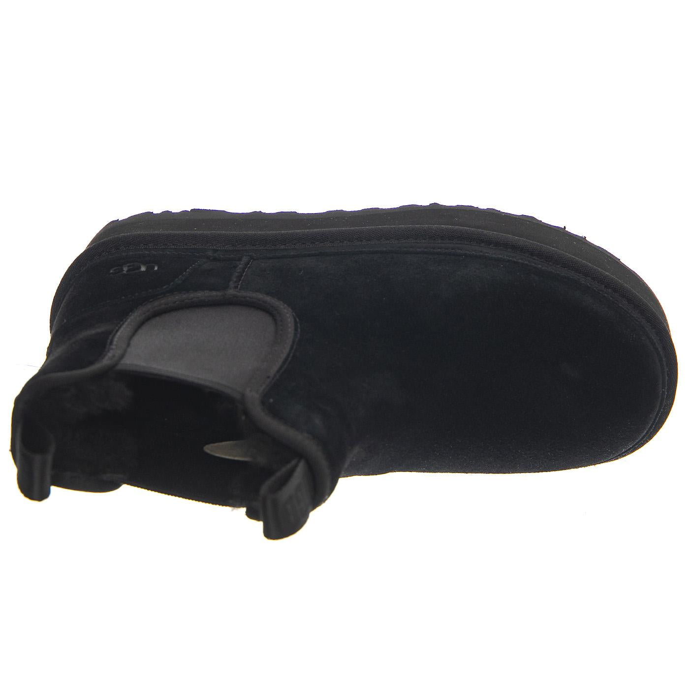  UGSNEUPCBK1134526W  UGG 