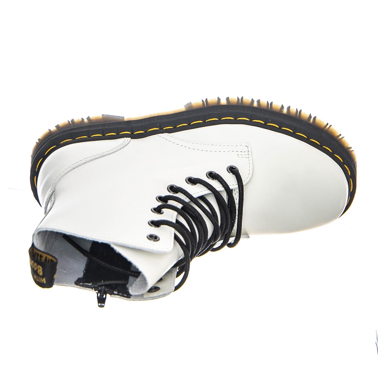  DMSJADONWH15265100  DR.MARTENS 