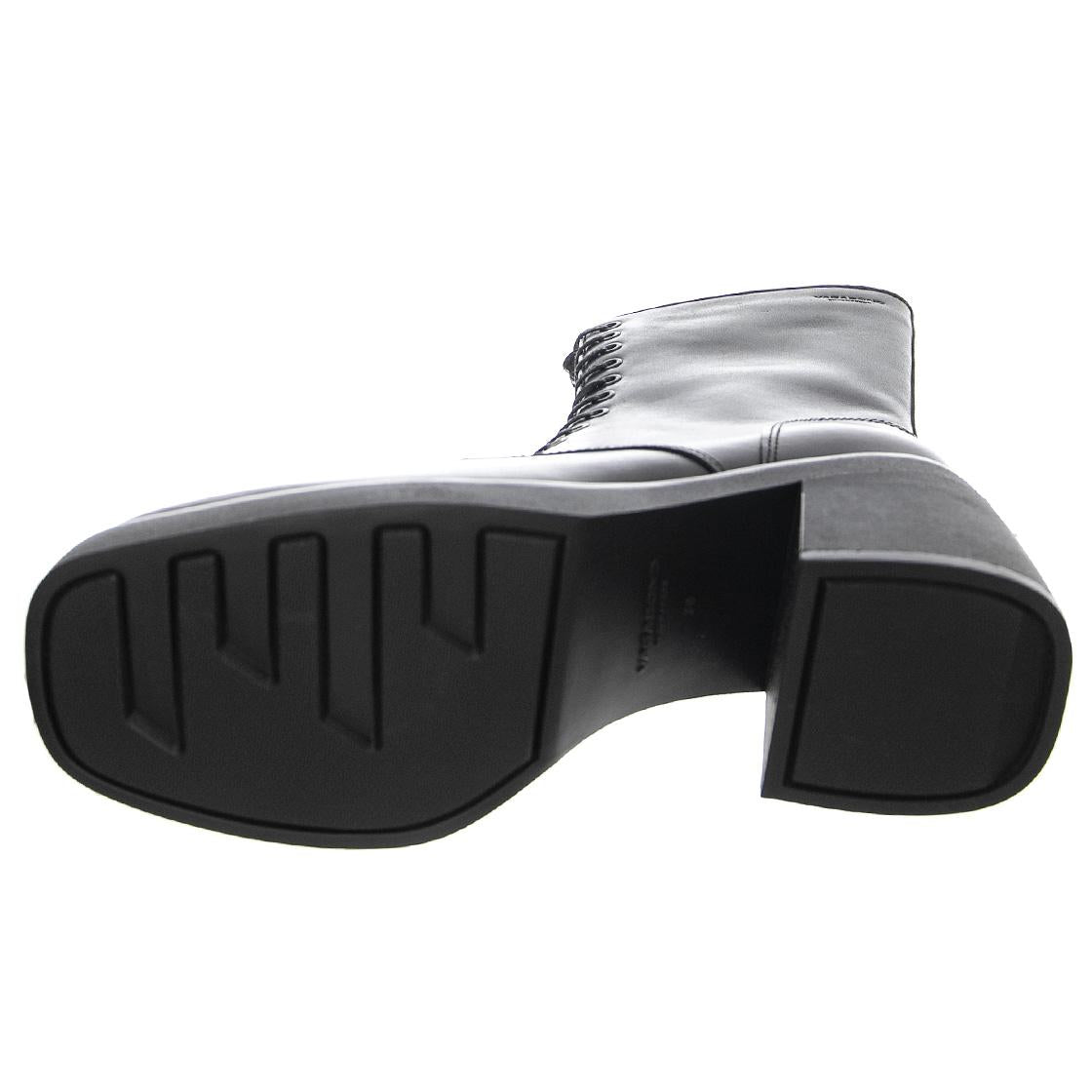 Brooke Cow Leather Black - Stivaletti Profilo Medio Donna Neri VBS5044-101-20  VAGABOND 