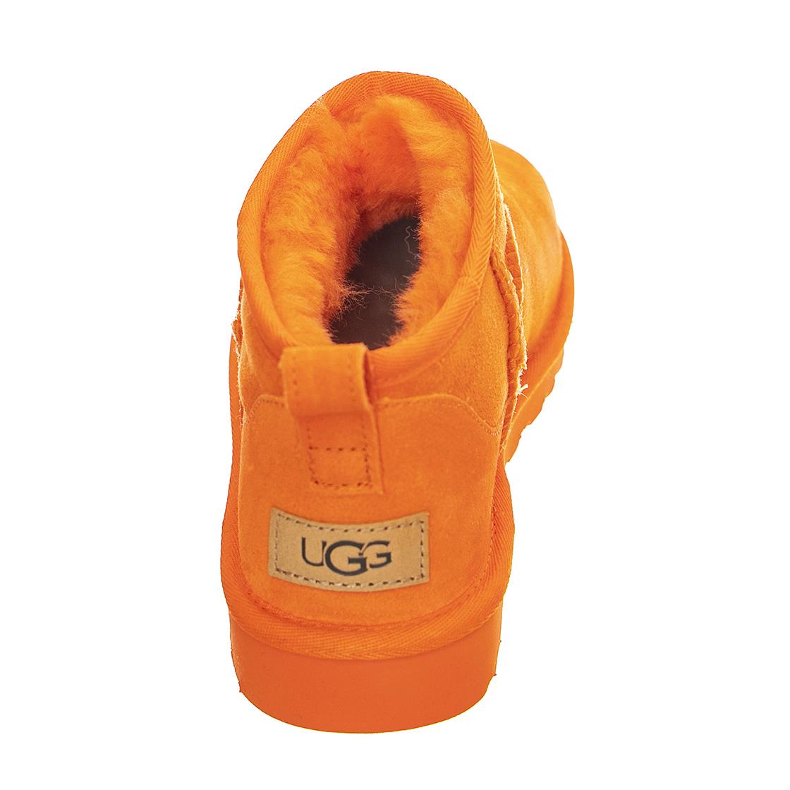  UGSCLUMOGS1116109W  UGG 