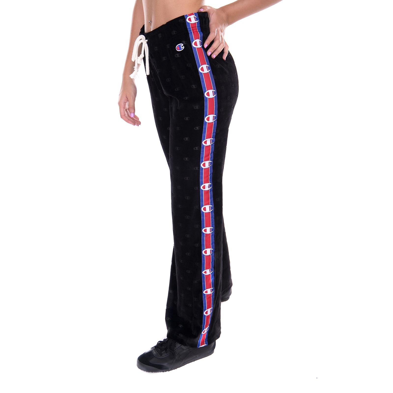  111048-KL001  CHAMPION 