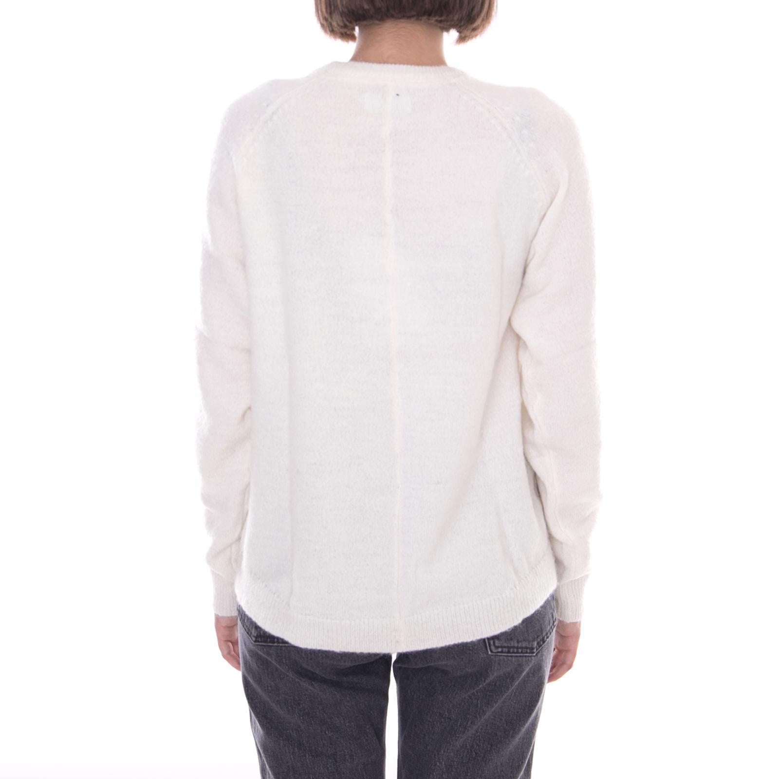  151590136-WHT  MINIMUM 