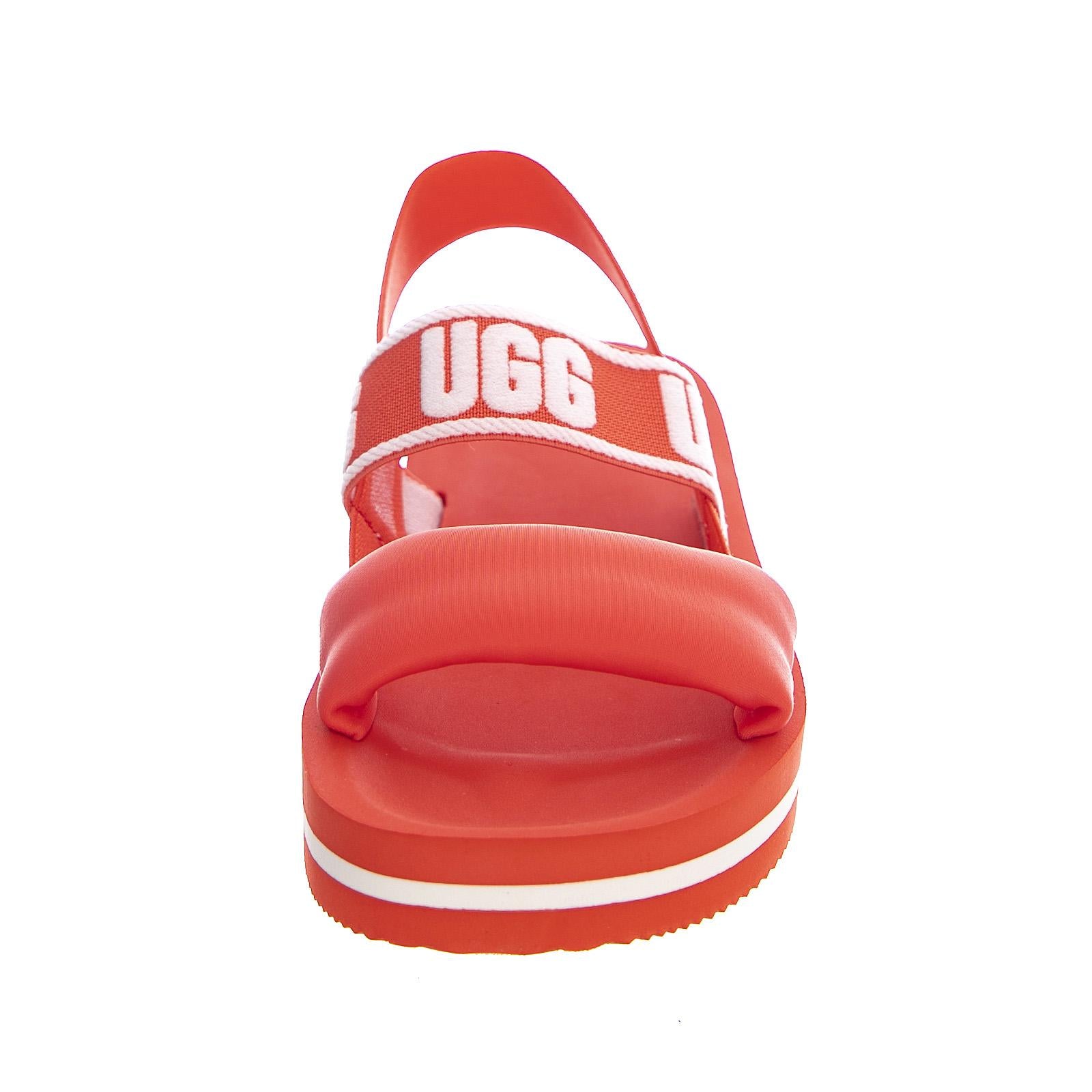  UGSZUMASPC1107893W  UGG 