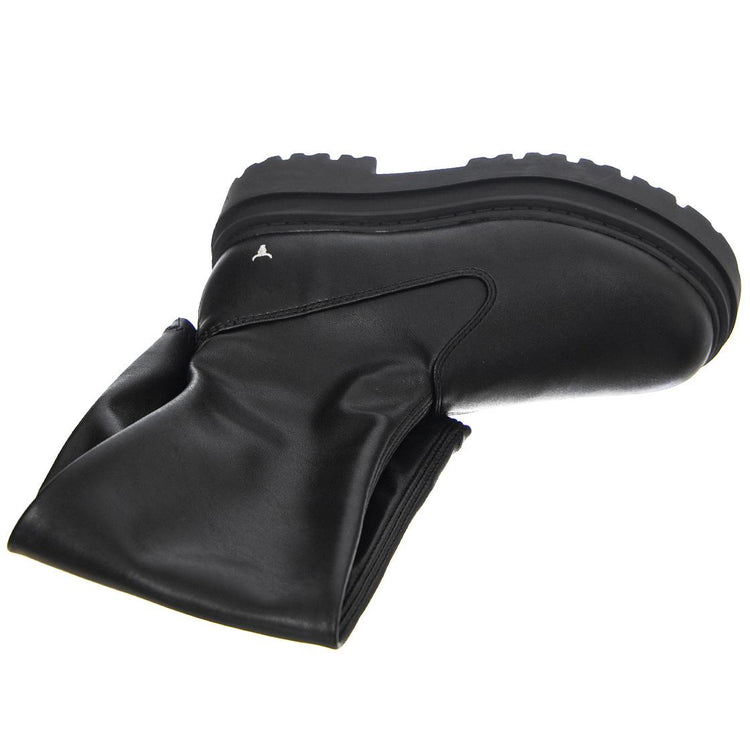  WSSPRETEND-BLK  WINDSOR SMITH 