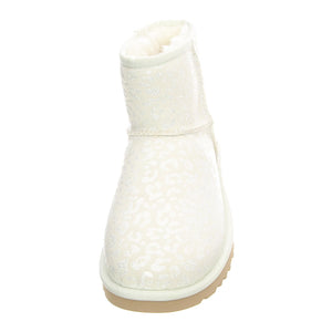  UGSCLMSNLWH1113494W  UGG 