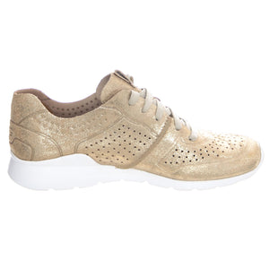  UGSTYESGD1019058W  UGG 