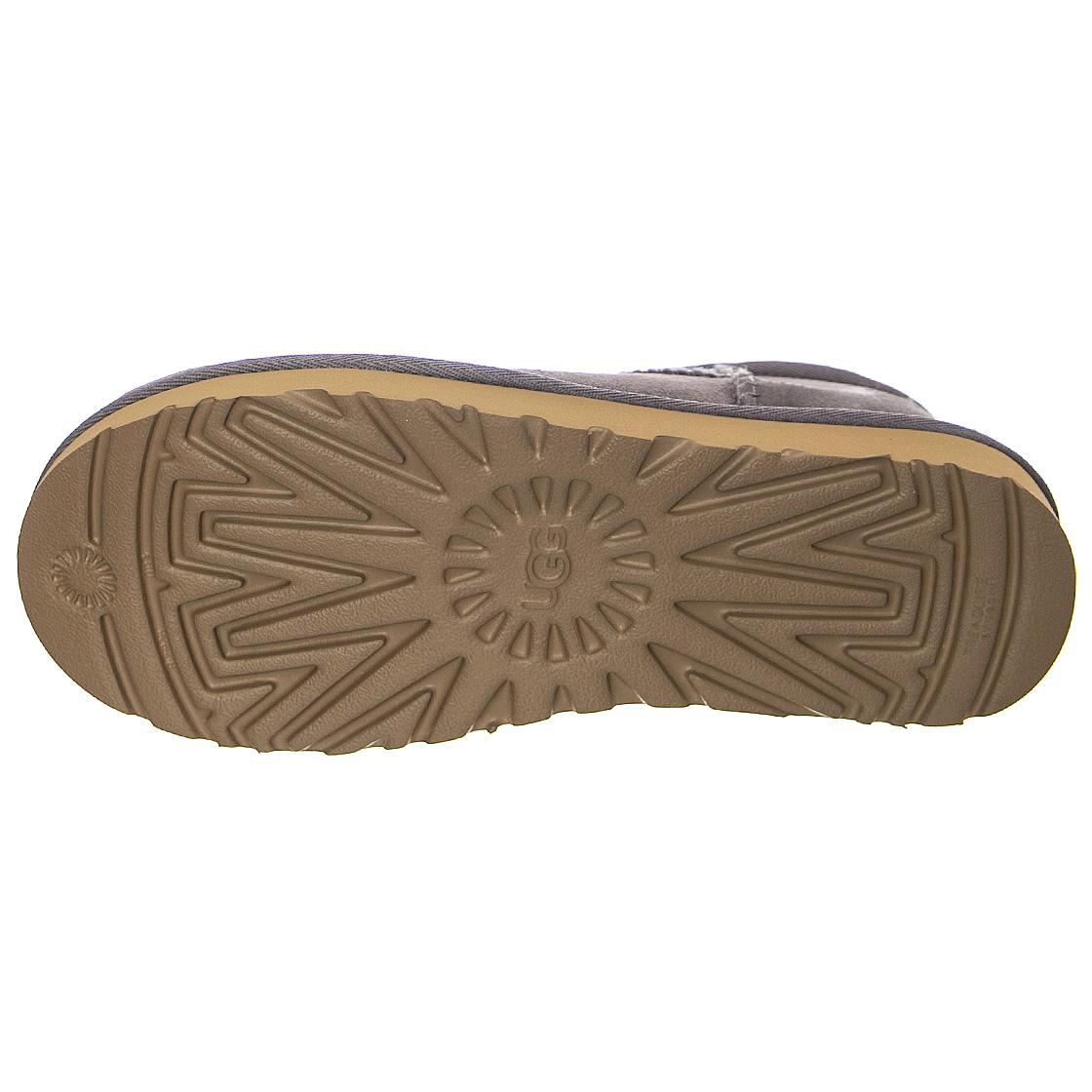  UGSCLUMSHA1116109W  UGG 