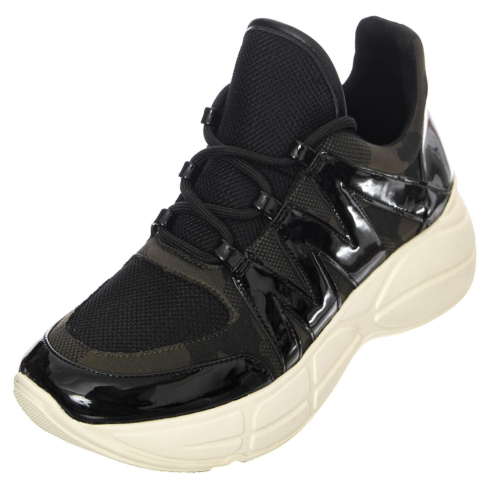  MAYD02S1  STEVE MADDEN 