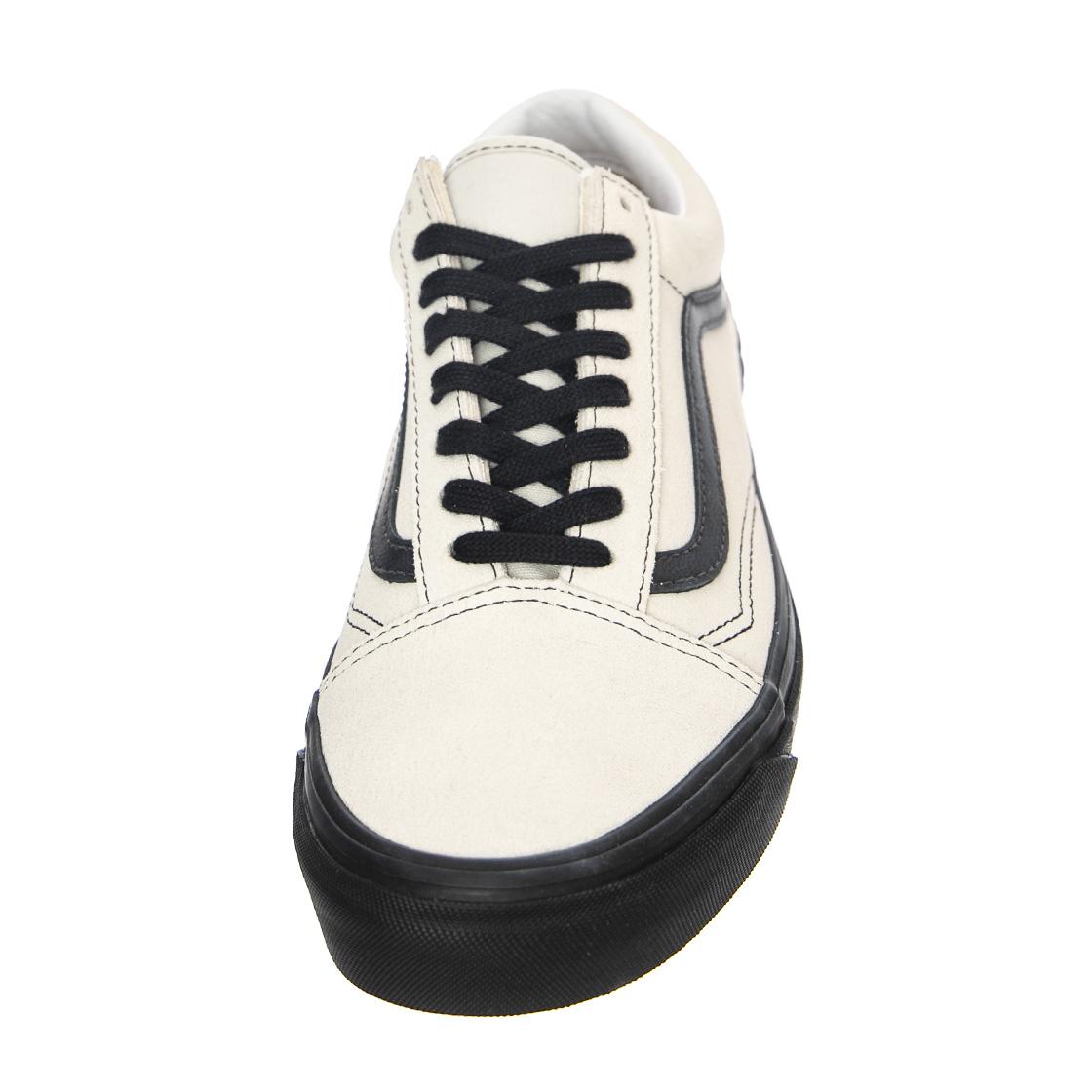  VN0A54F39XO1  VANS 