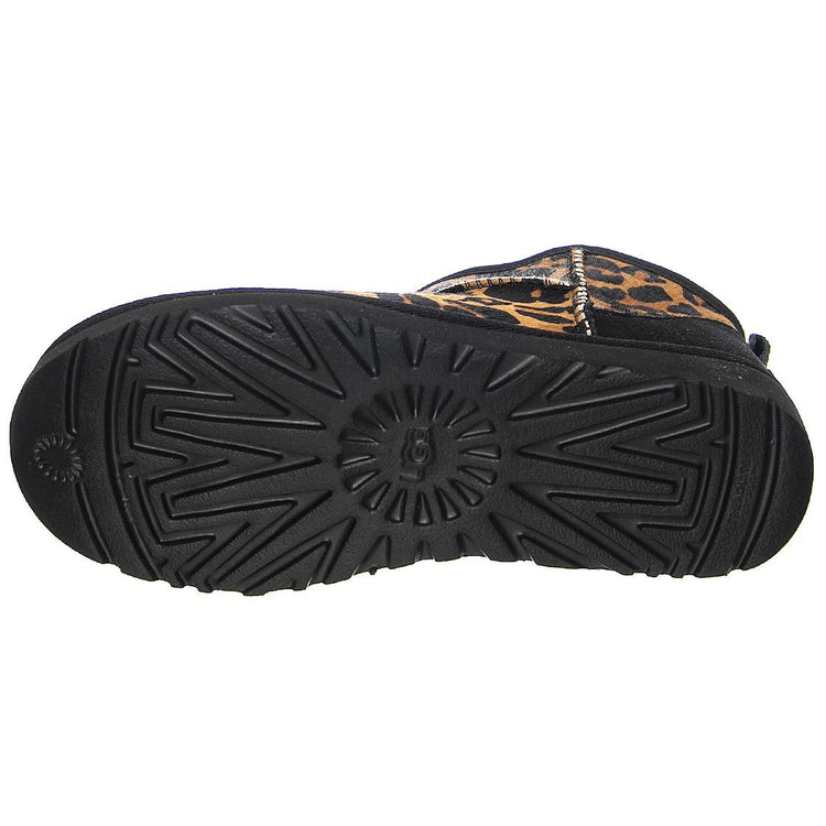  UGSCLUMPBTC1125352W  UGG 