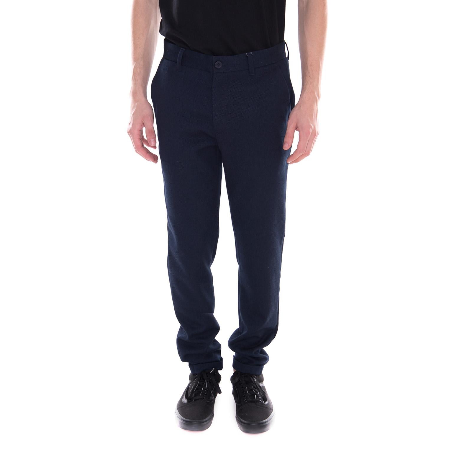  161103311-687  MINIMUM 