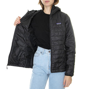 W's Nano Puff Hoody Black - Giacca Invernale con Cappuccio Donna Nera 84227-BLK  PATAGONIA 