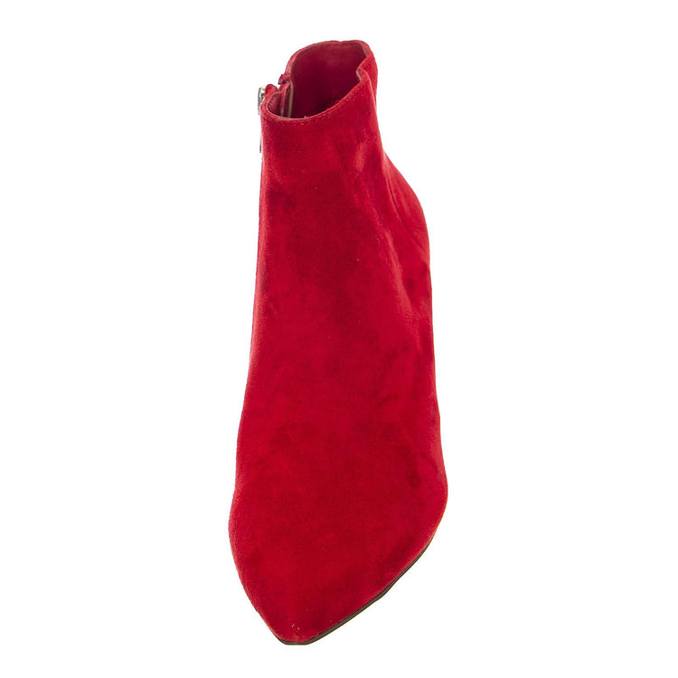  SMSLUCINDA-REDS  STEVE MADDEN 