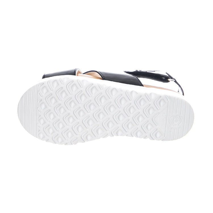  UGKKLARABK1107987K  UGG 