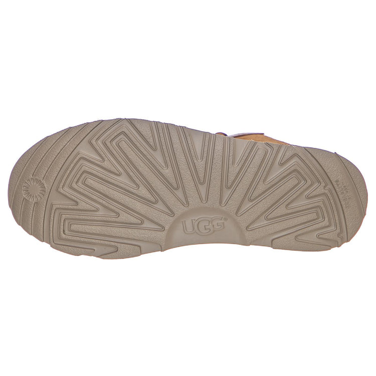  UGMNEUUNLCN1020369M  UGG 