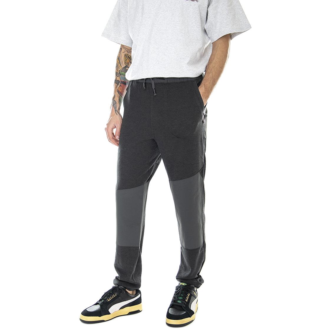  15591M11-961  KLATTERMUSEN 