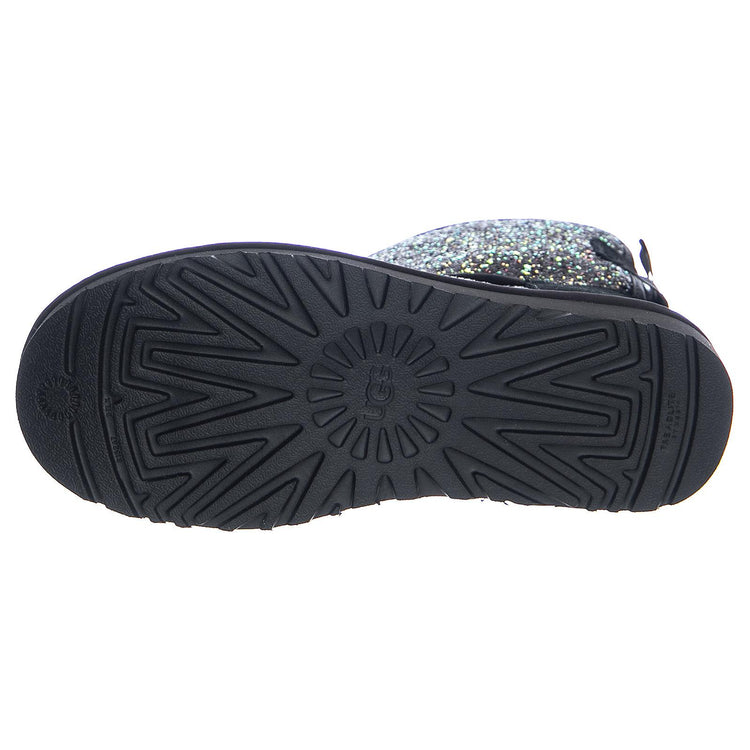  UGSCLMBOWCBK1107073W  UGG 