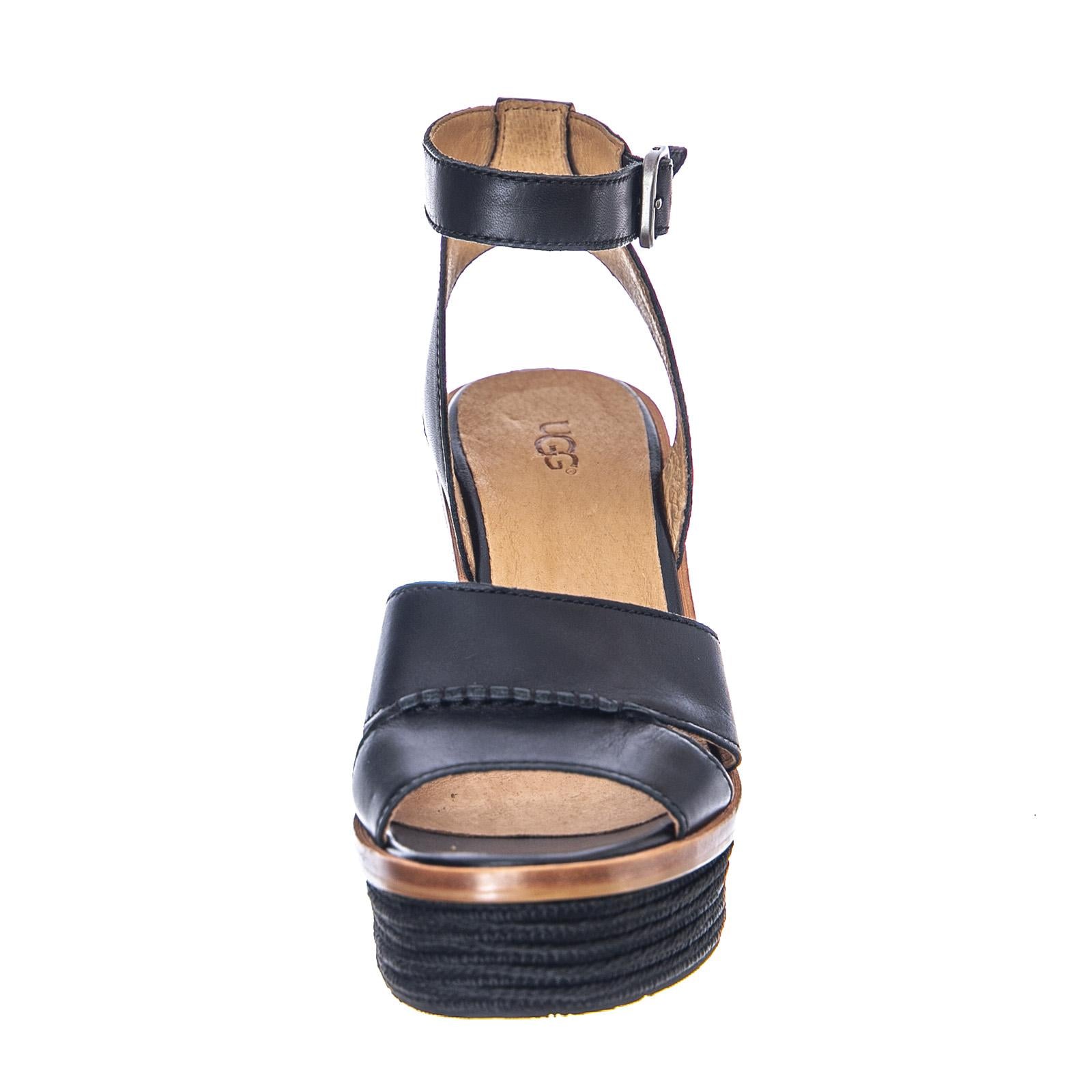  UGSCARIBK1100830W  UGG 