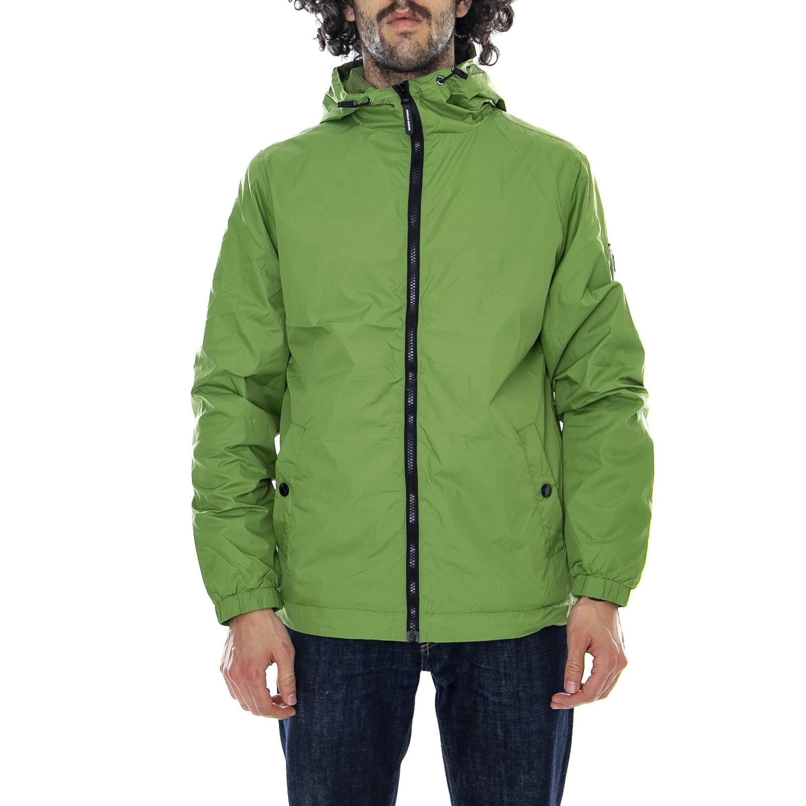  JKSS1915-LEA  WEEKEND OFFENDER 