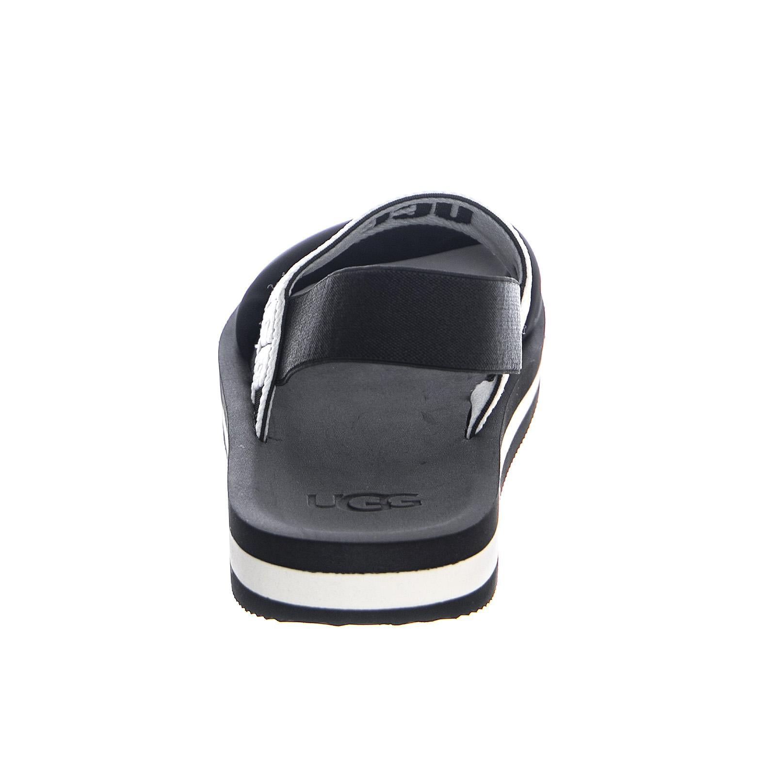  UGSZUMASBK1107893W  UGG 