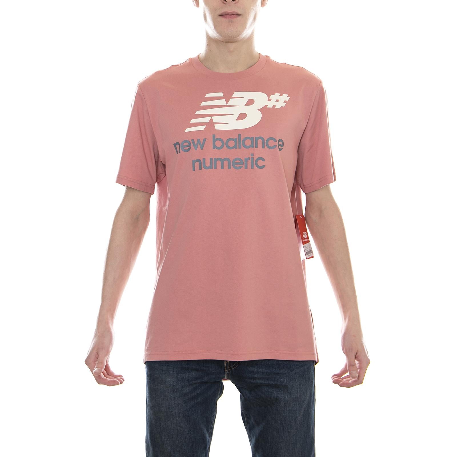 Apparel Numeric Logo Stacked Tee Dusted Peach Cottone - T-Shirt MC NBMT81577DTP  NEW BALANCE 