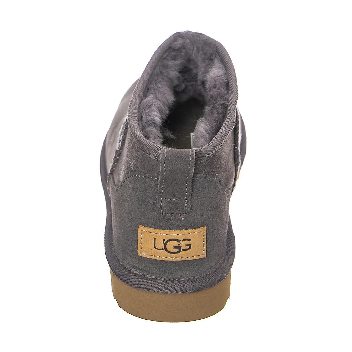  UGSCLUMSHA1116109W  UGG 