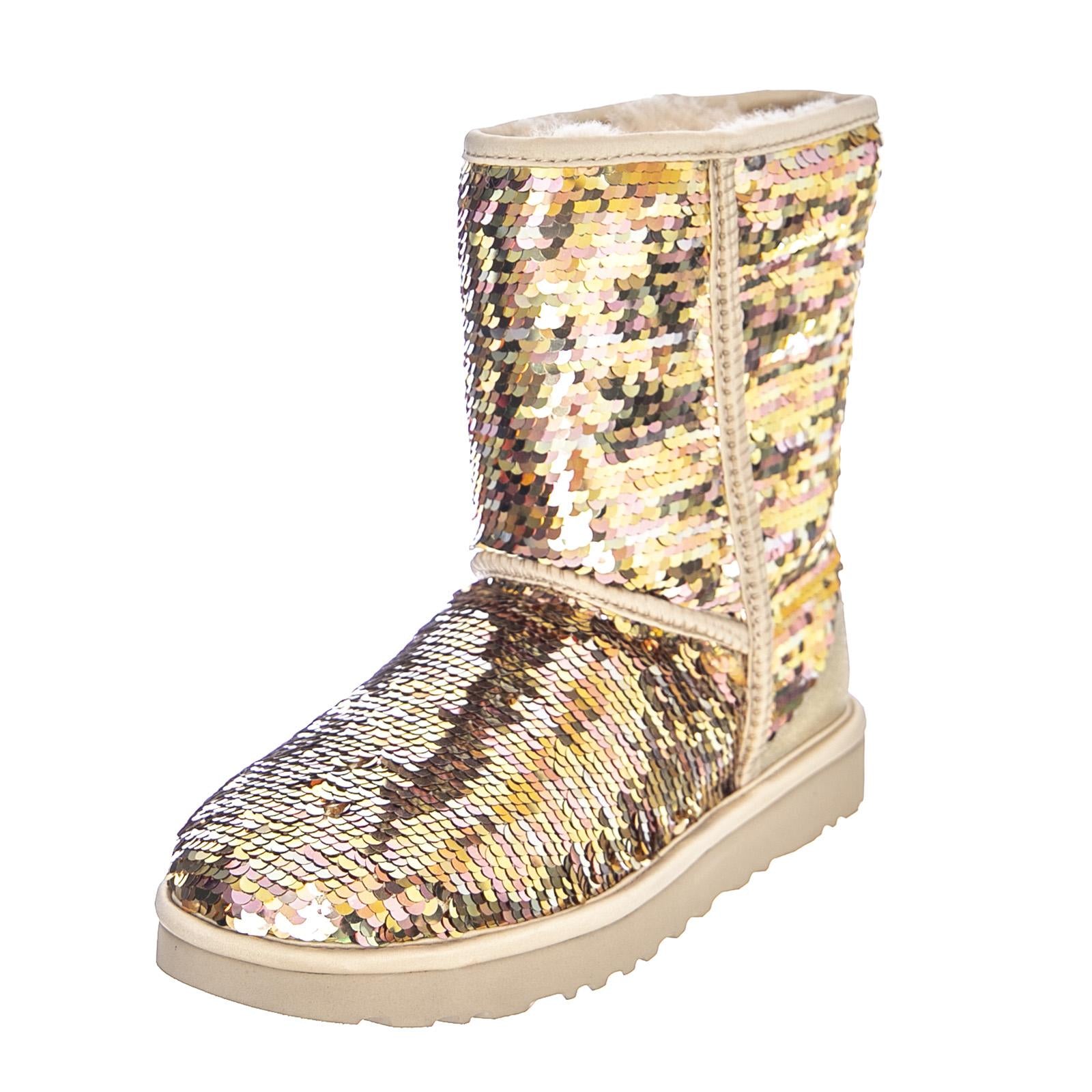  UGSCLSSQGD1094982W  UGG 