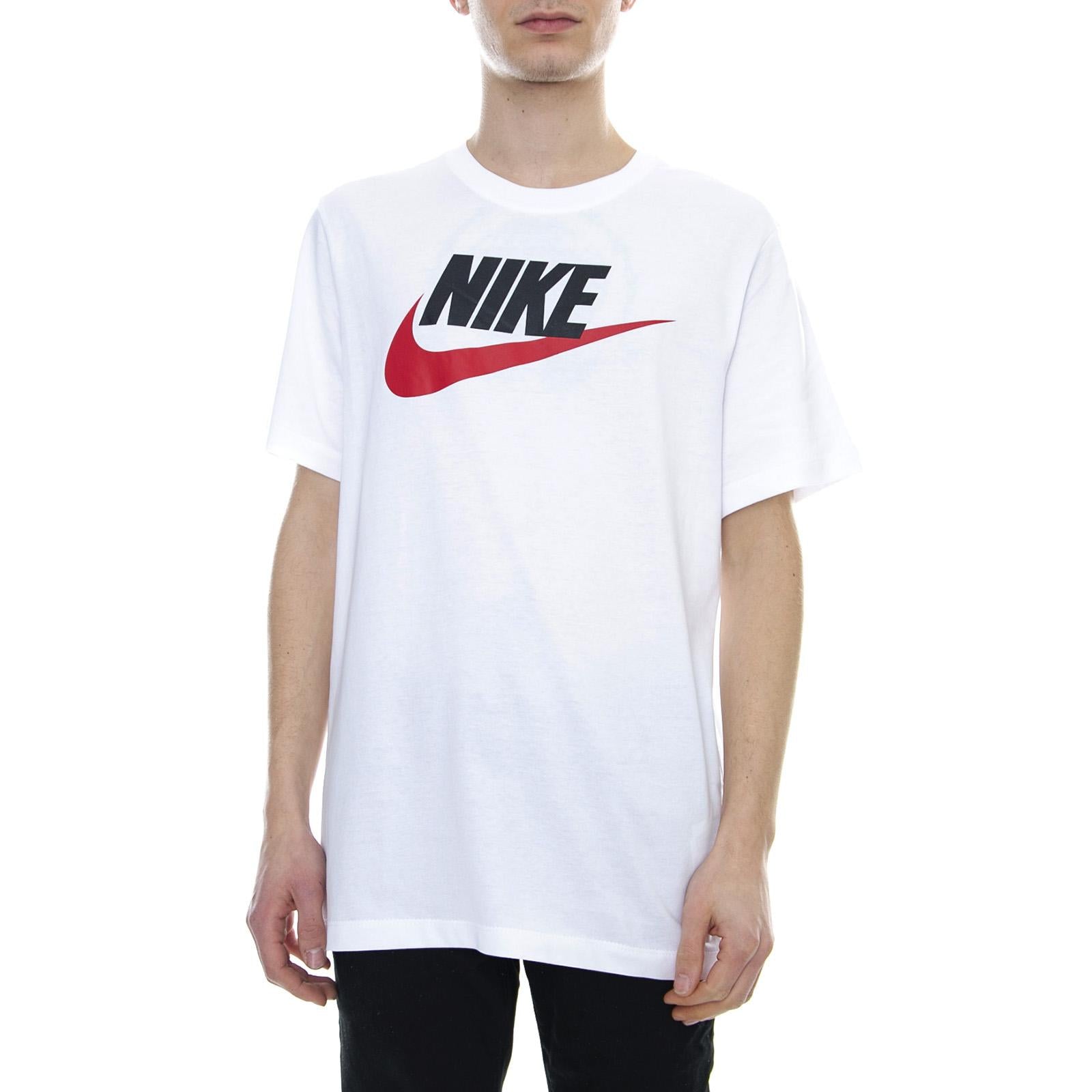  AR5004-100  NIKE 