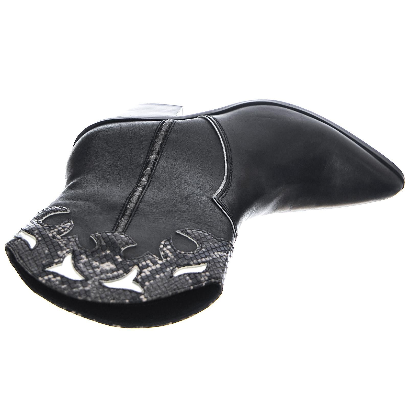  HOWD01S1-BLK  STEVE MADDEN 