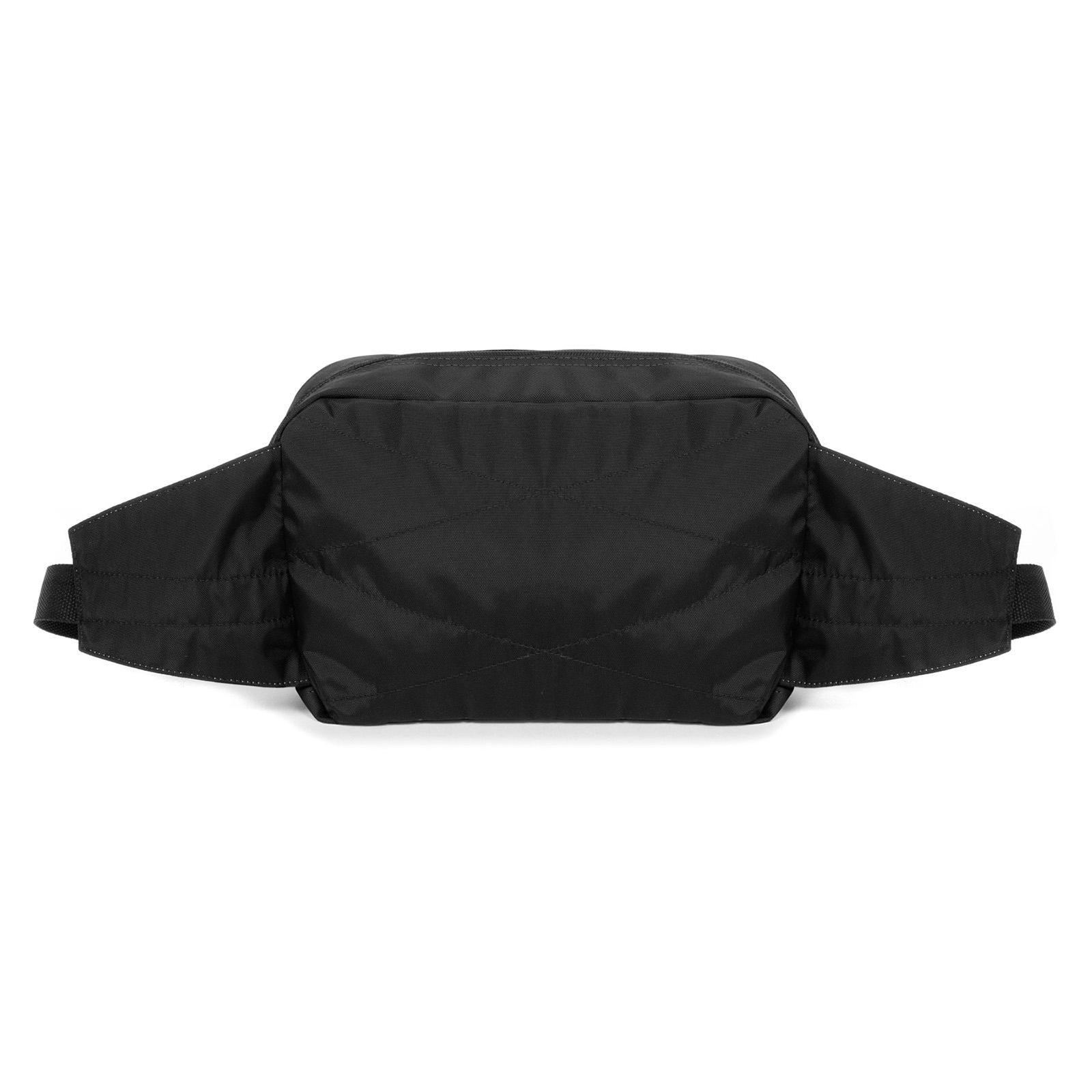  EK0A5B820081  EASTPAK 