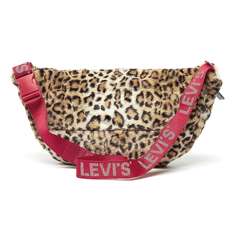  230924-00008-026  LEVIS 