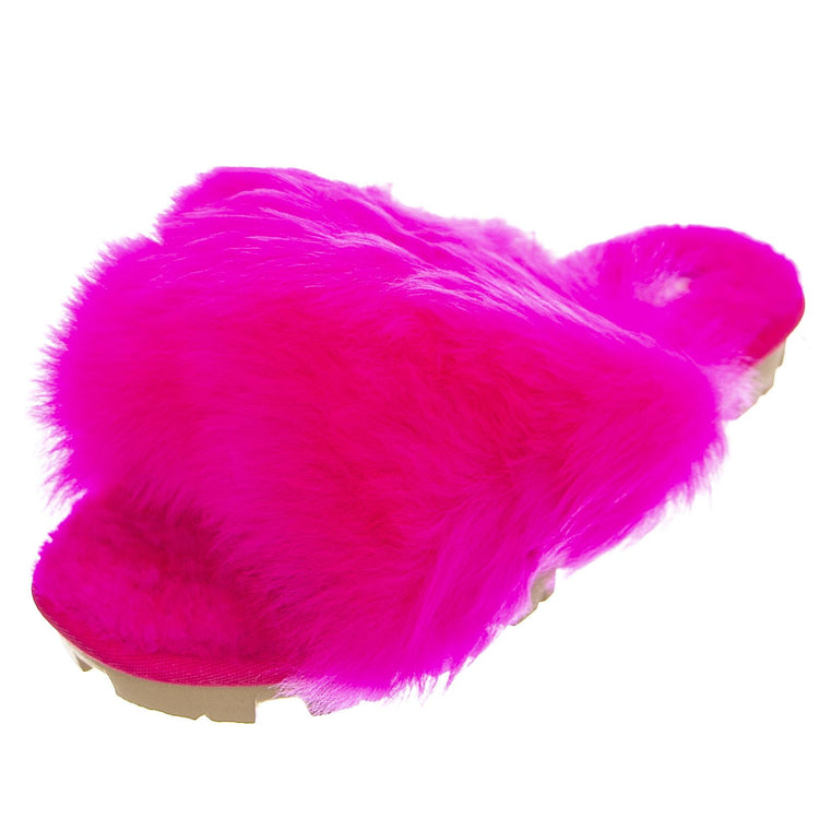  UGSFUZZRCR1108917W  UGG 