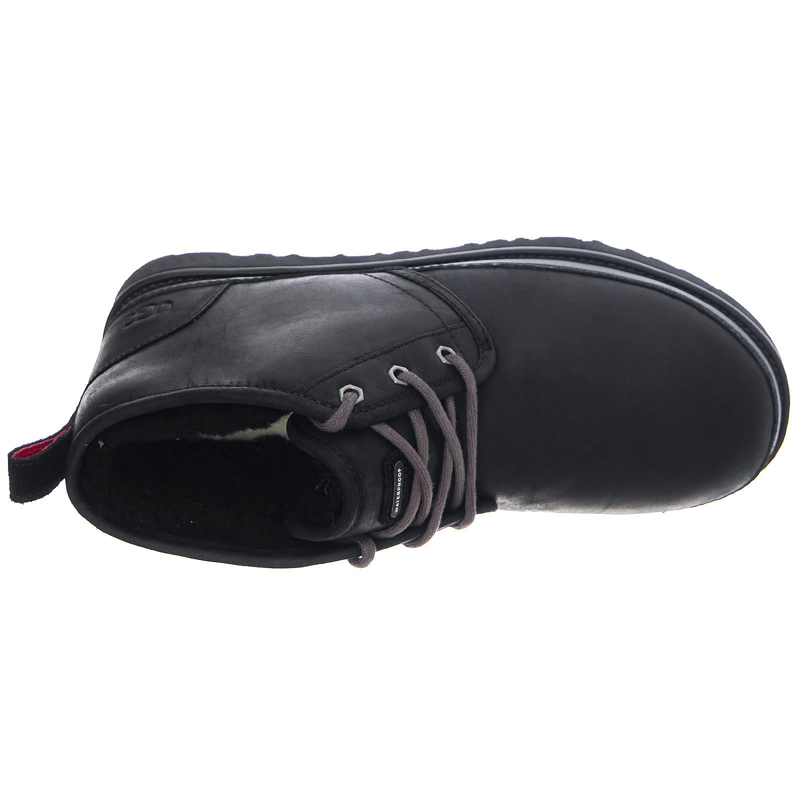  UGMNEUMWPBK1017254M  UGG 