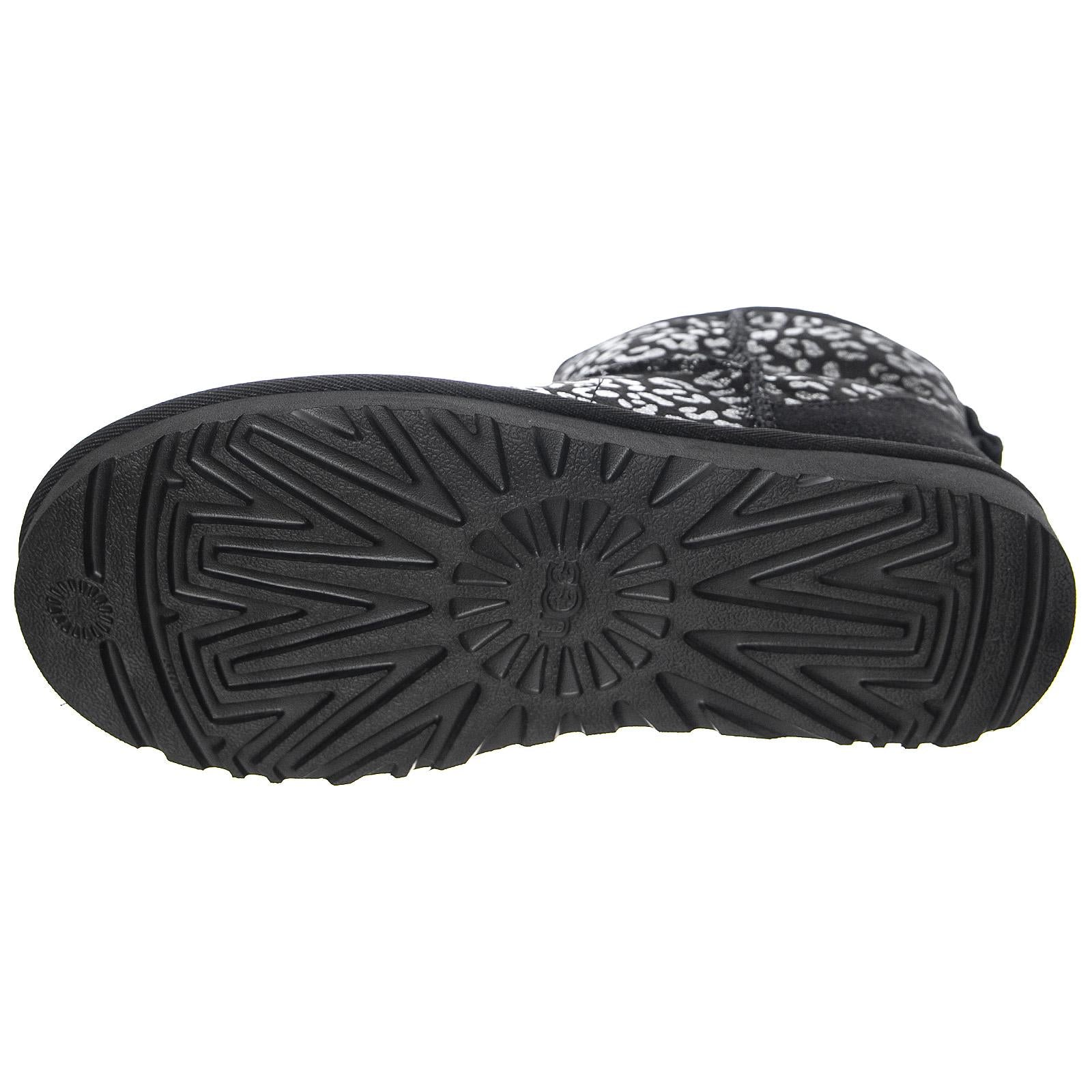  UGSCLMSNLBK1113494W  UGG 