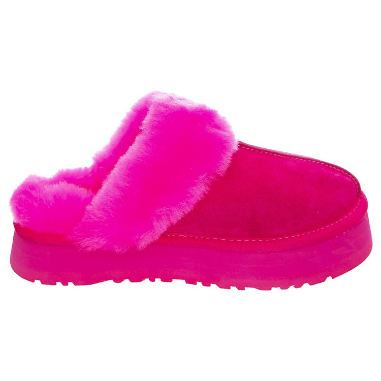  UGSDISTYPN1122550W  UGG 