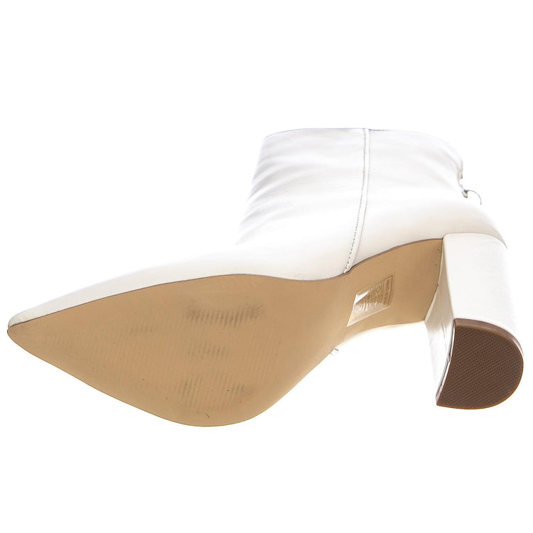  RENN04S1-WTH  STEVE MADDEN 