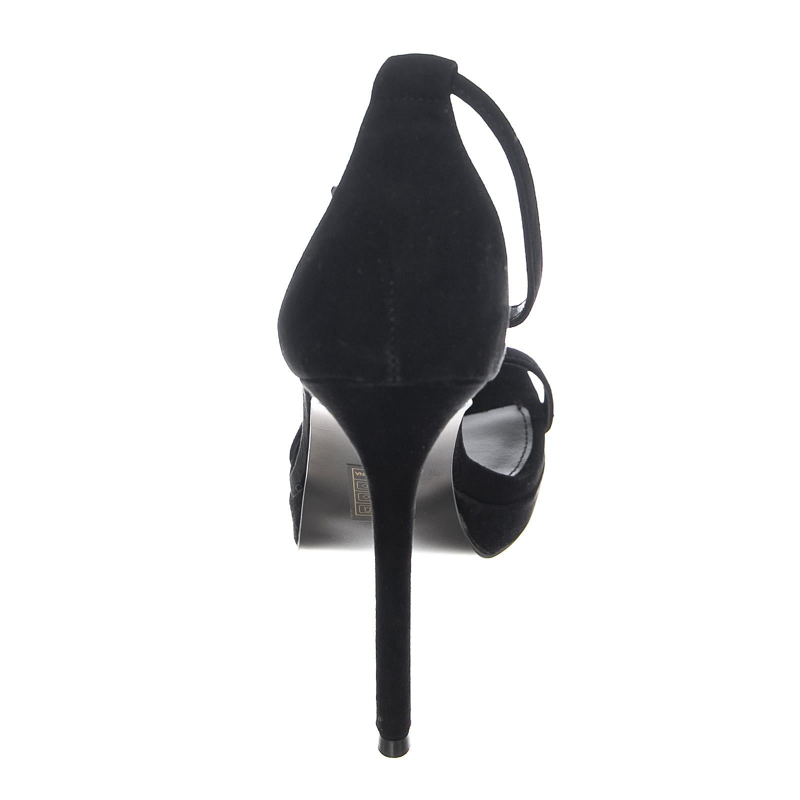  SMSMILANO-BLKS  STEVE MADDEN 