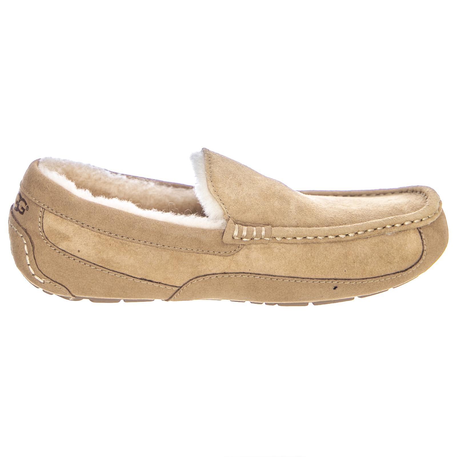  UGMASCSA1098649M  UGG 