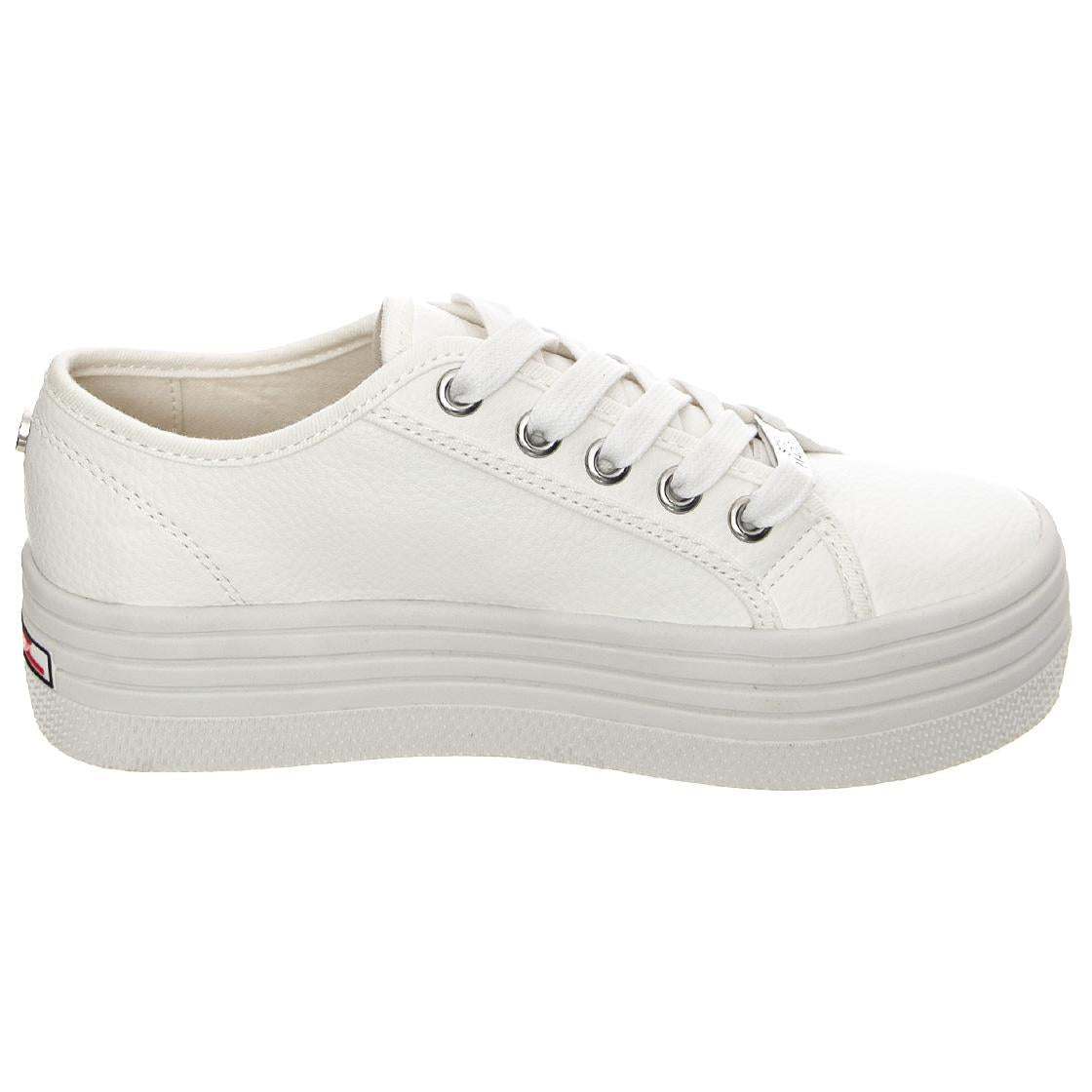  SMPBOBBI-WHT  STEVE MADDEN 