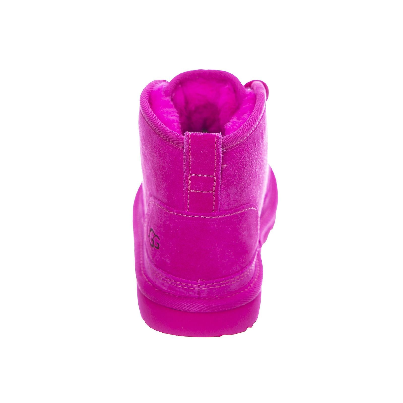  UGKNEUMRCR1017320K  UGG 