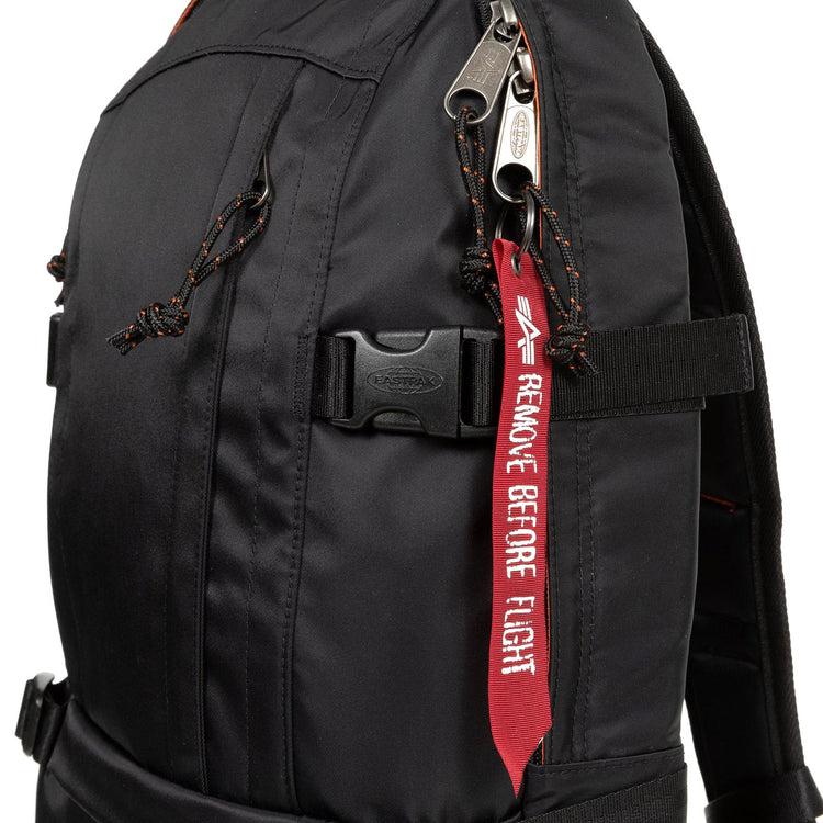  EK000201L421  EASTPAK 