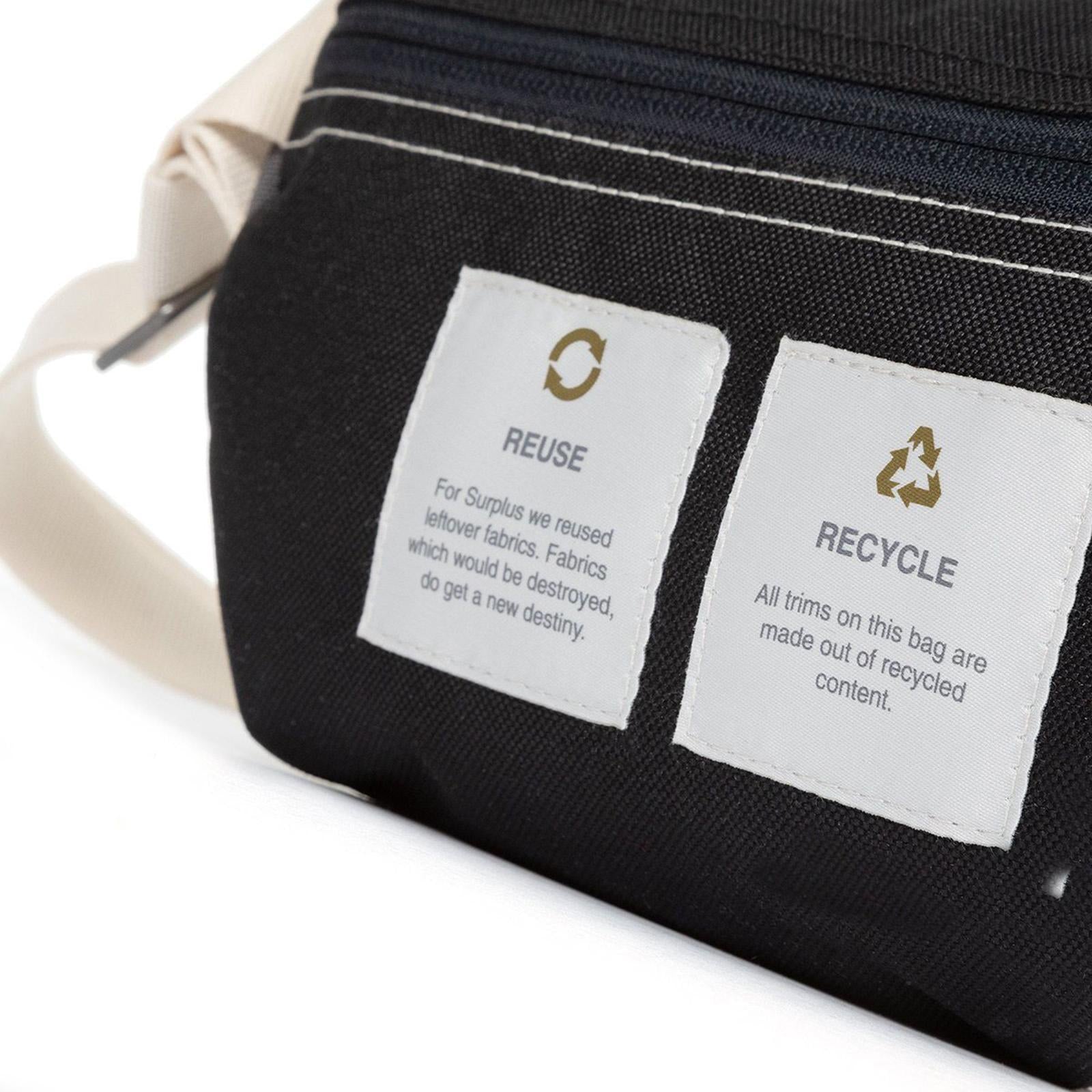  EK000074J471  EASTPAK 