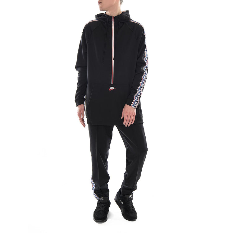 M NSW TAPED HALF ZIP HOOD POLY BLACK/GYM RED/SAIL AJ2296-010  NIKE 