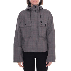  221800248-BKM . OBEY 