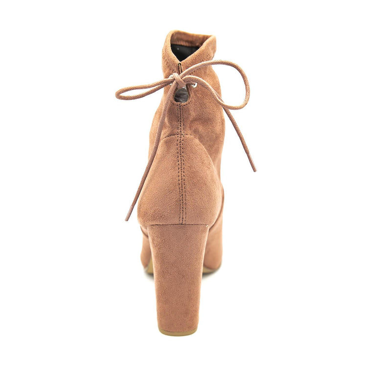  ENAC01S1  STEVE MADDEN 