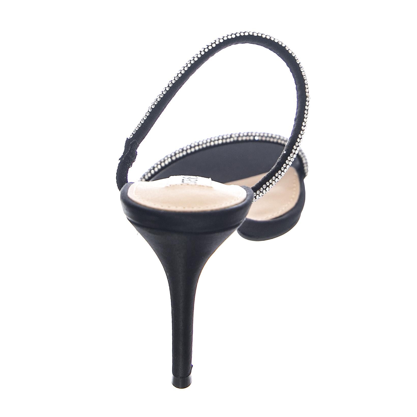  SMSLYRA-BLKCRY  STEVE MADDEN 