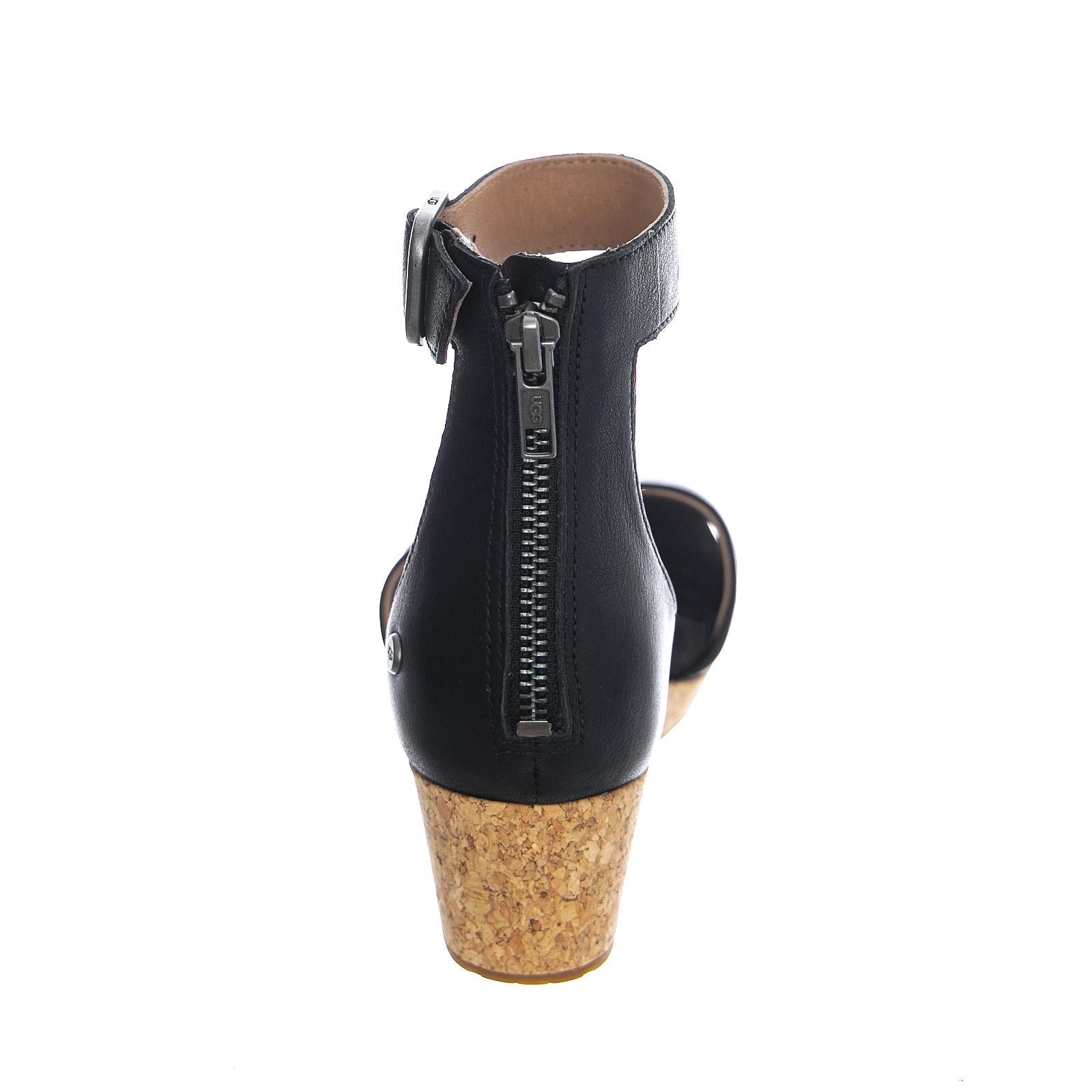  UGSZOEBK1102674W  UGG 