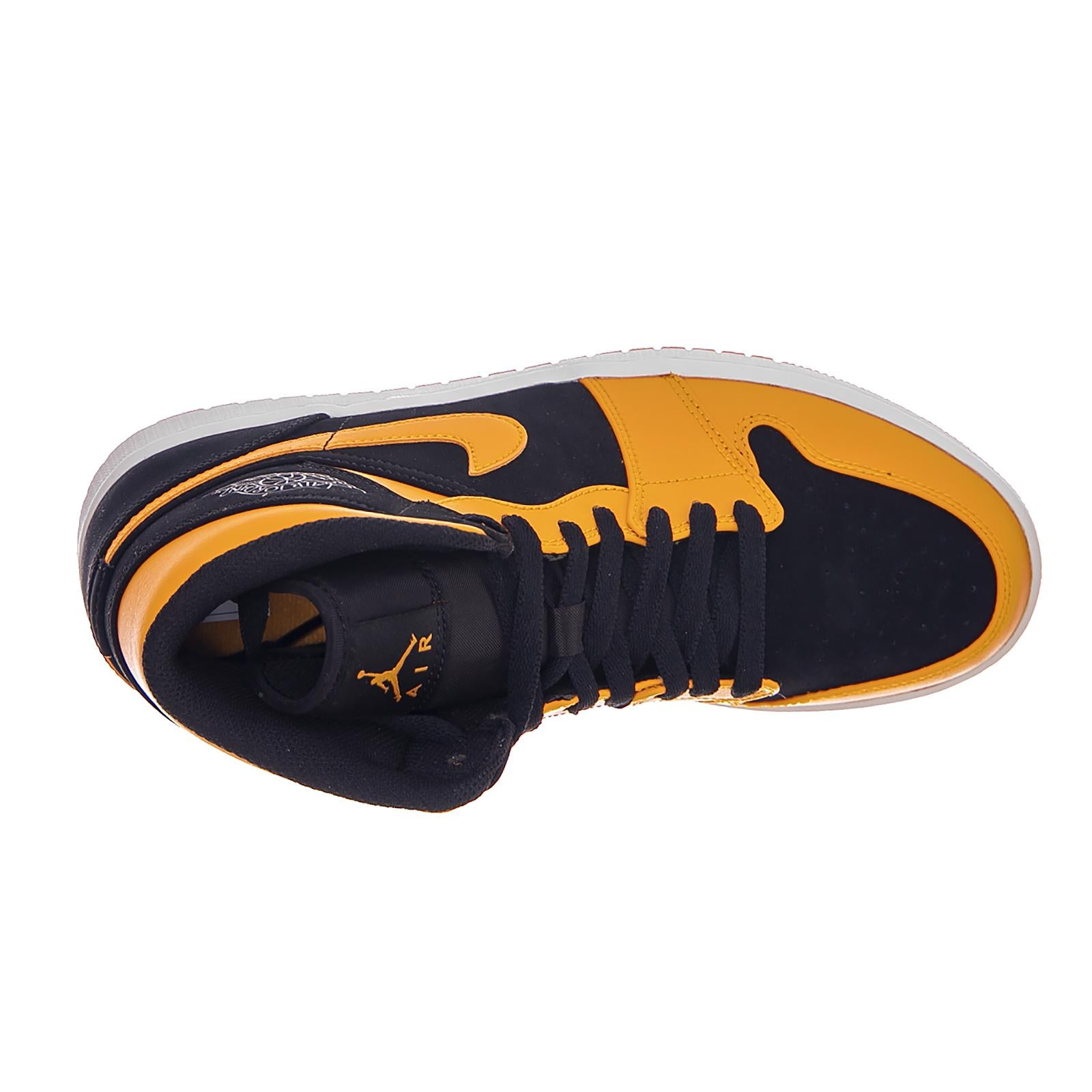  554724-081  NIKE 